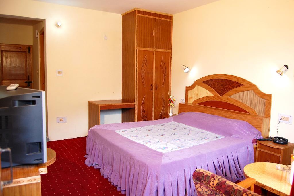 The Himalayan Regency Hotel Manali  Room photo