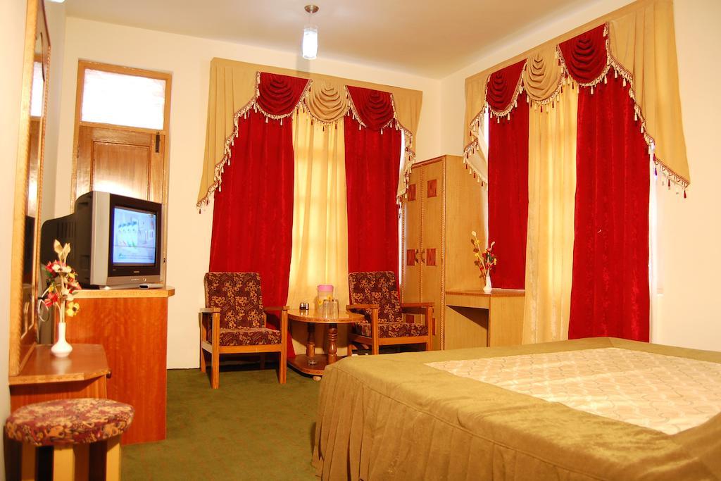 The Himalayan Regency Hotel Manali  Room photo