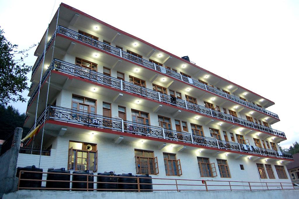 The Himalayan Regency Hotel Manali  Exterior photo